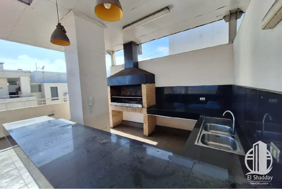 Departamento en Calle Condell, Edificio Nuevo Centro