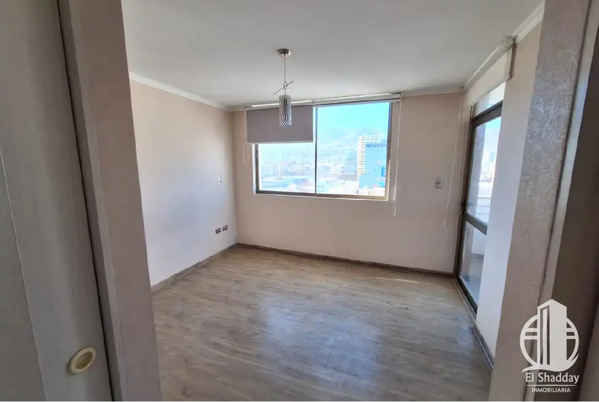 Departamento en Calle Condell, Edificio Nuevo Centro