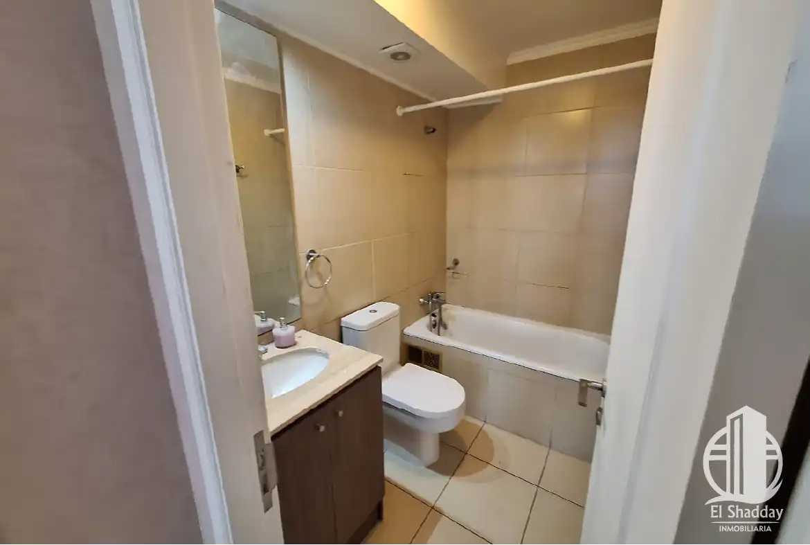 Departamento en Calle Condell, Edificio Nuevo Centro